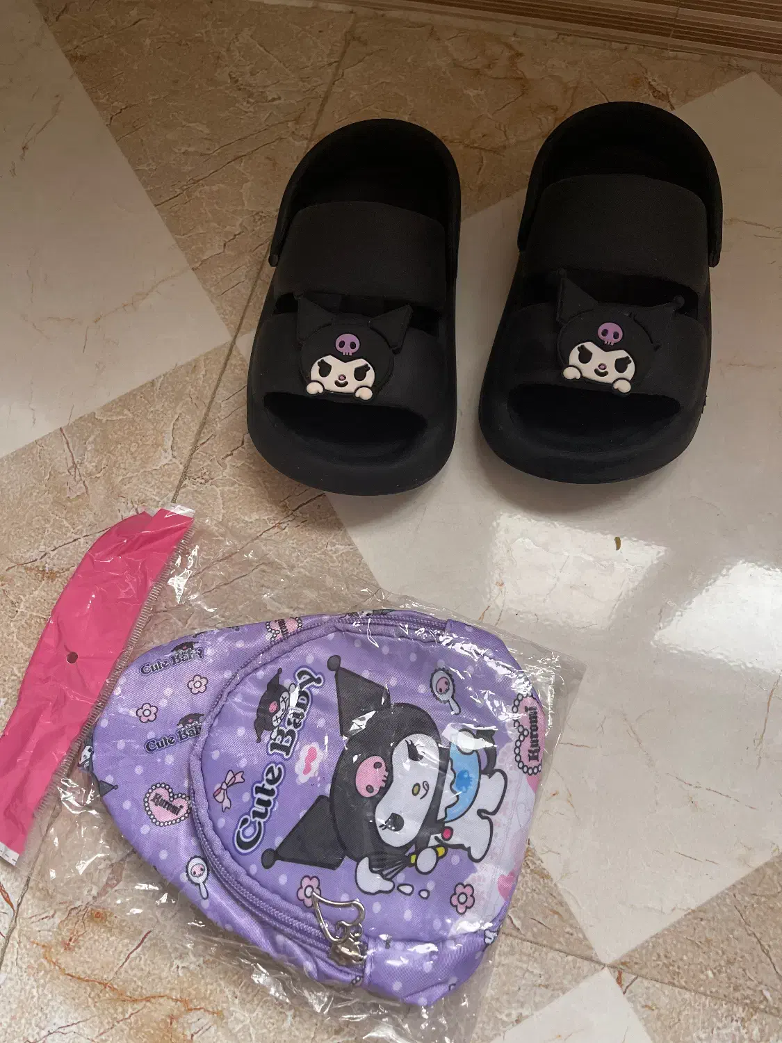 دمپایی و کیف بچه قیمت مناسب|کفش و لباس بچه|بندر کنگان, |دیوار