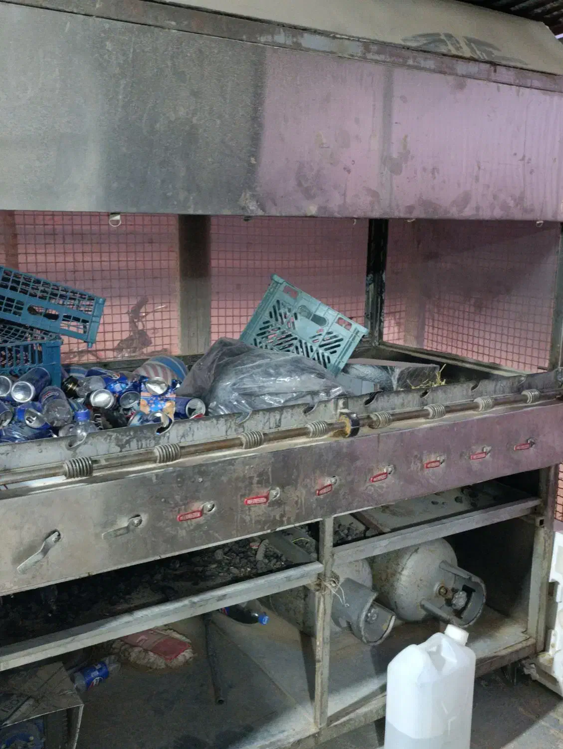 فروش دستگاه پاچینی 8سیخ درحدنو|کافیشاپ و رستوران|استهبان, |دیوار