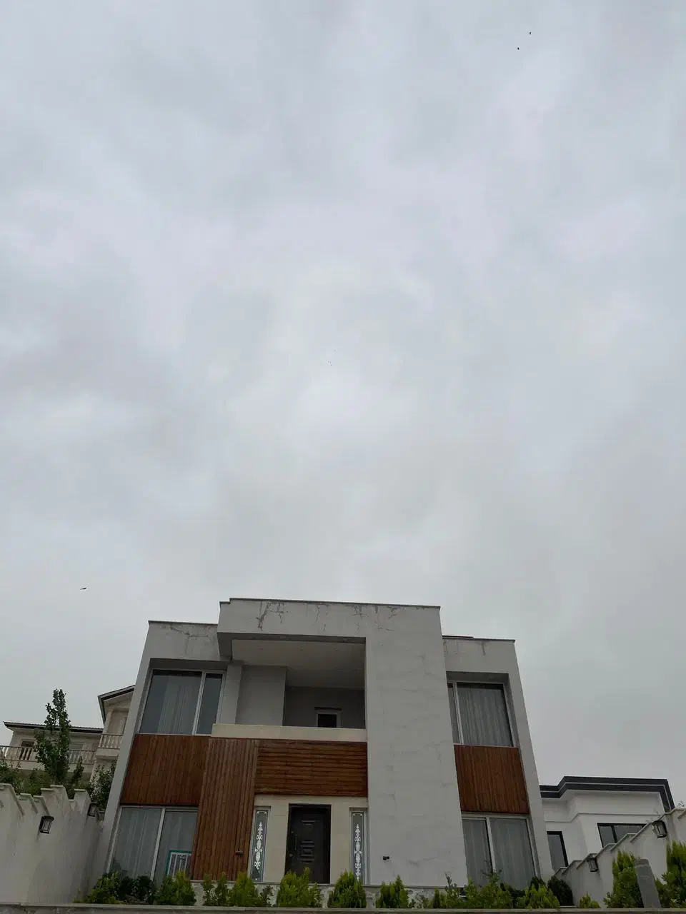 ویلا۵۰۰زمین۲۵۰بناتریبلکس مدرن شیک در*مهرابادخورین*|فروش خانه و ویلا|رودهن, |دیوار