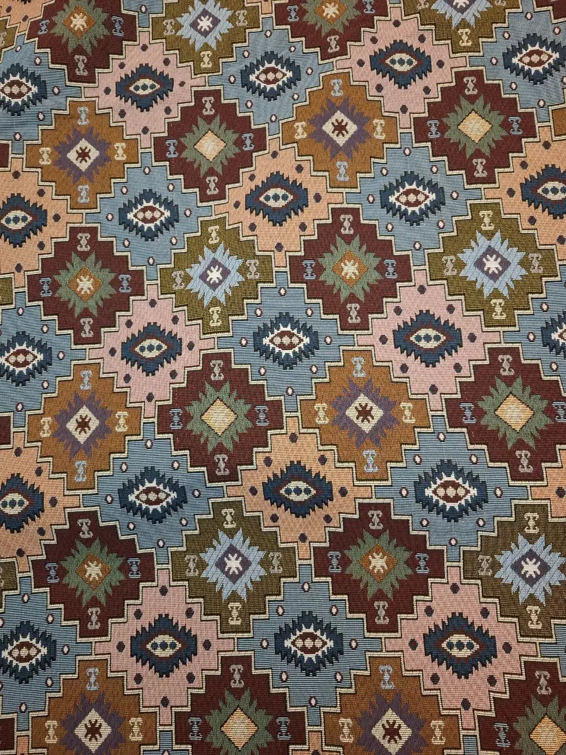 یک طاقه پارچه روفرشی|روفرشی|فیروزکوه, |دیوار