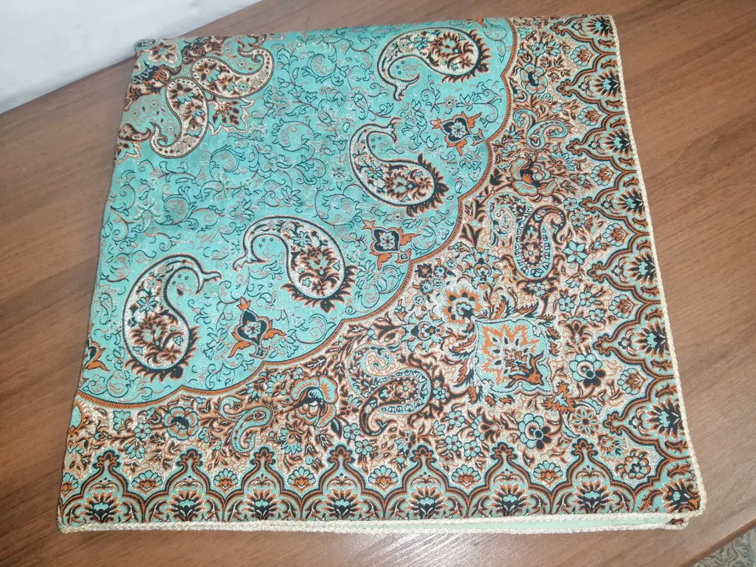 رومیزی ترمه طرح گوهر|پرده، رانر، رومیزی|اسفراین, |دیوار