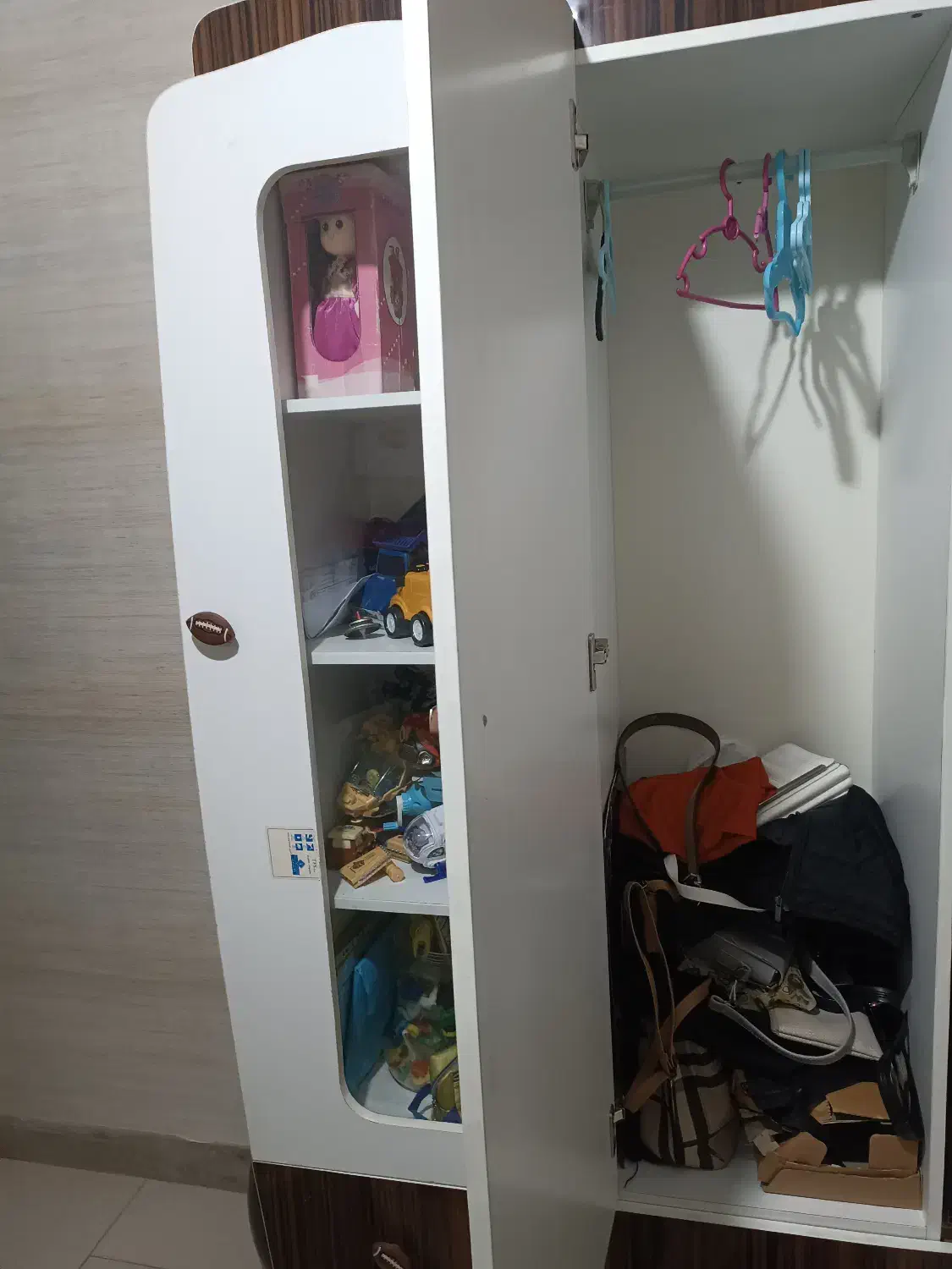 کمد|جاکفشی، کمد، دراور|گرگان, |دیوار