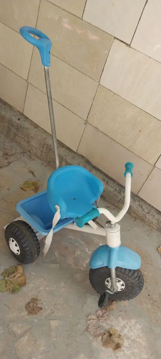 سه چرخه کودک در حد نو|دوچرخه، اسکیت، اسکوتر|فلاورجان, |دیوار