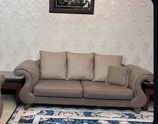 مبل ۹ نفره|مبلمان خانگی و میز عسلی|مشهد, چهارچشمه|دیوار