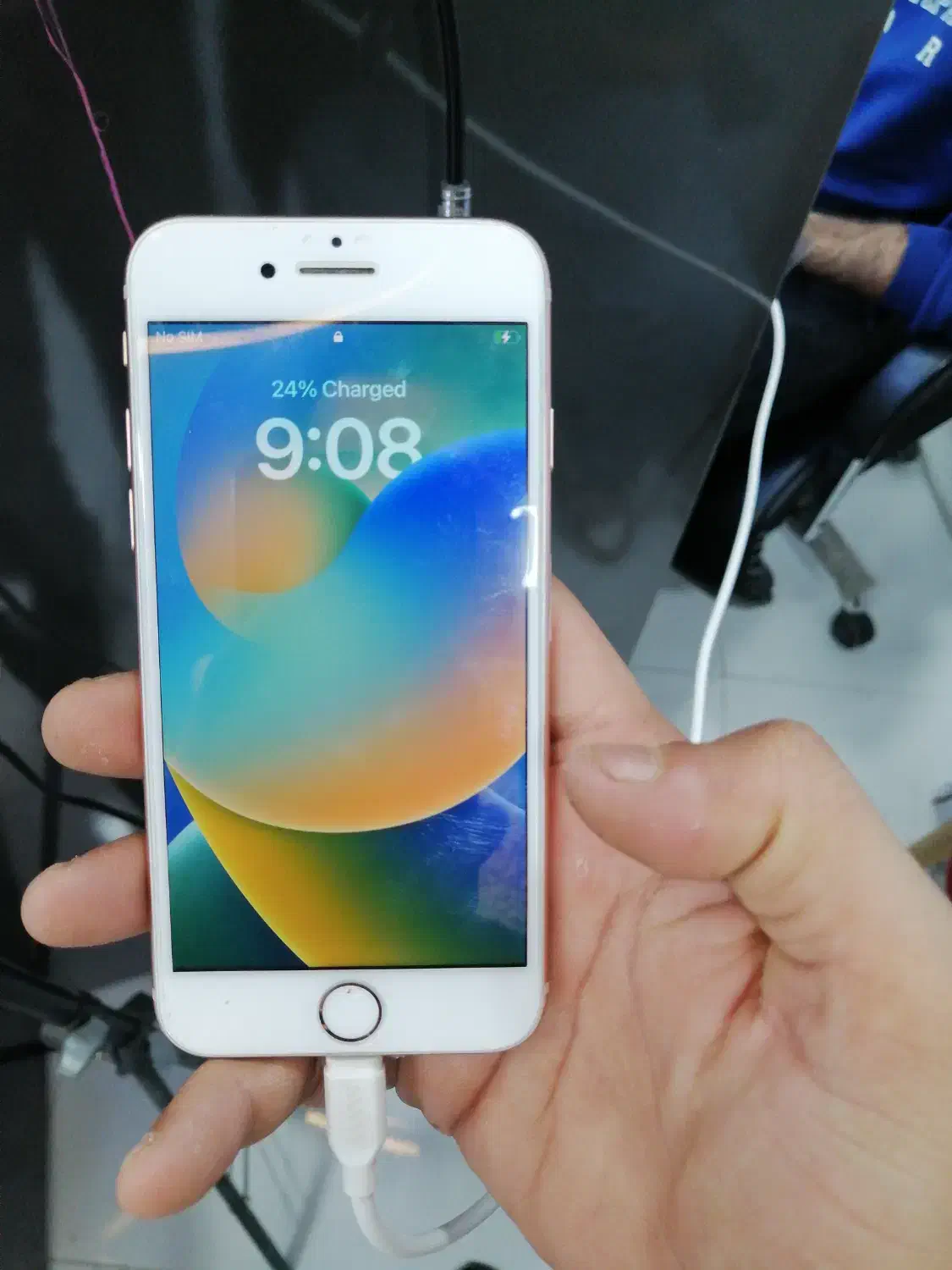 آیفون 8|موبایل|سبزوار, قائم|دیوار