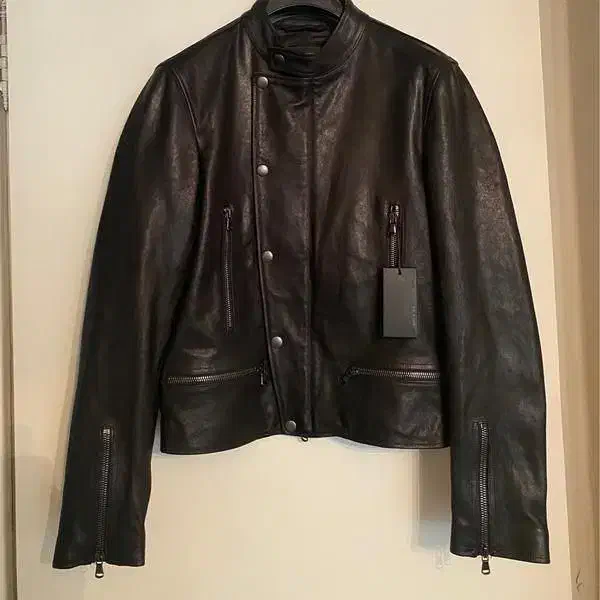 کاپشن چرم دیزل بلک گلد ساخت ایتالیاdiesel|لباس|تهران, امانیه|دیوار