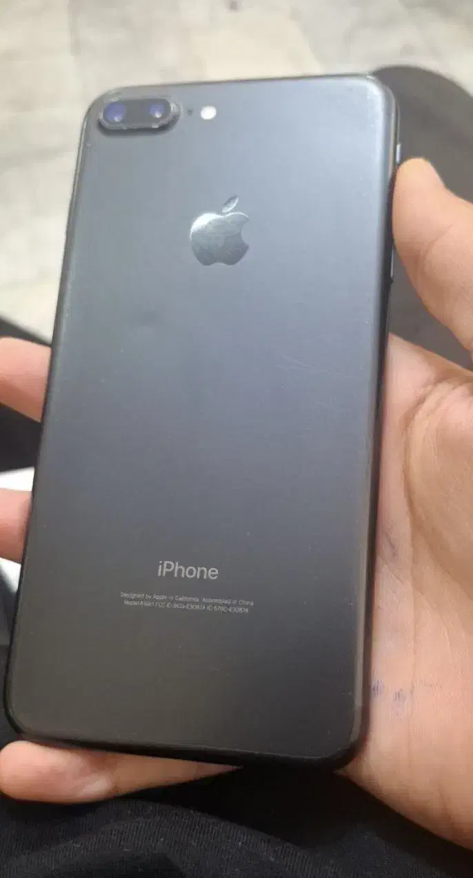 گوشی آیفن ۷ پلاس ۱۲۸ گیگ|موبایل|زاهدان, |دیوار