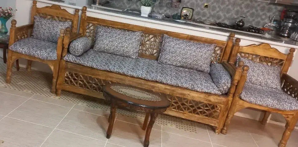 مبل سنتی چوبی|مبلمان خانگی و میز عسلی|قم, هنرستان|دیوار