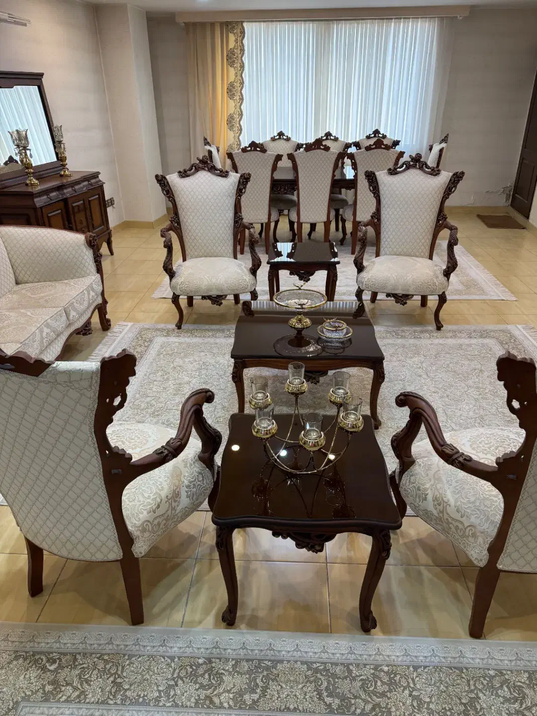 مبل با ناهار خوری ۸ نفره در حد نو|مبلمان خانگی و میز عسلی|محمدشهر, محمدشهر|دیوار