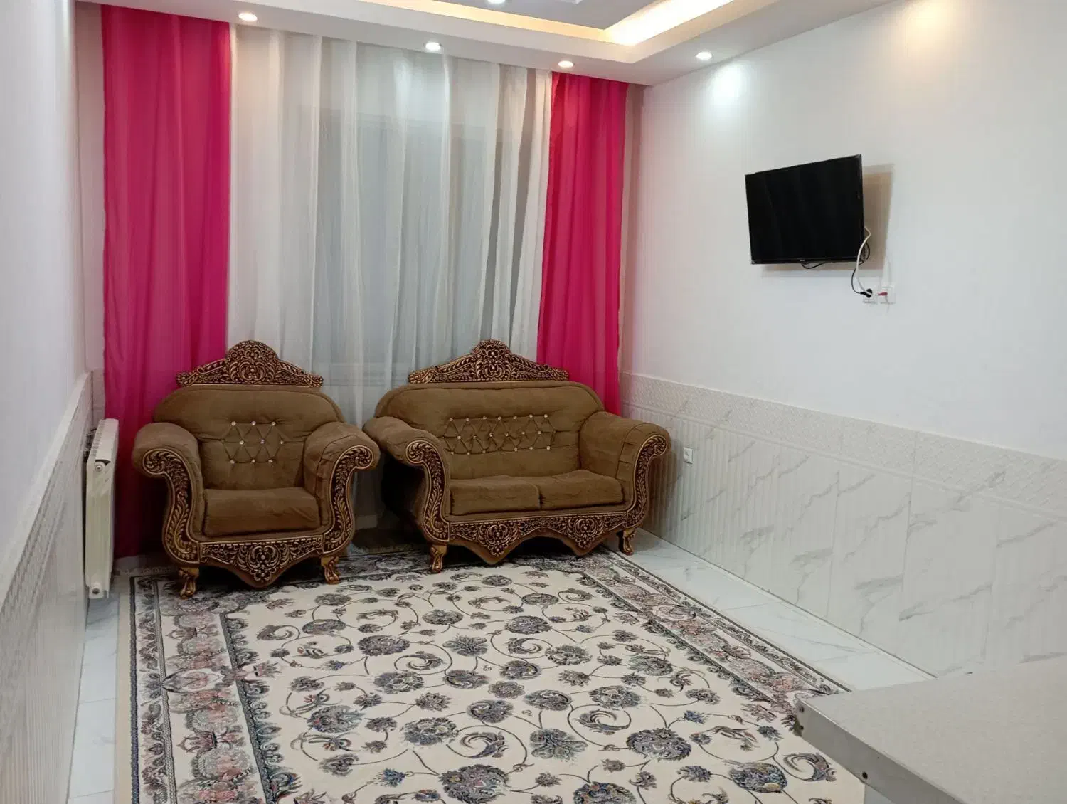 اجاره روزانه سوئیت و آپارتمان نزدیک حرم امام رضا|اجارهٔ کوتاهمدت آپارتمان و سوئیت|مشهد, جلالیه|دیوار