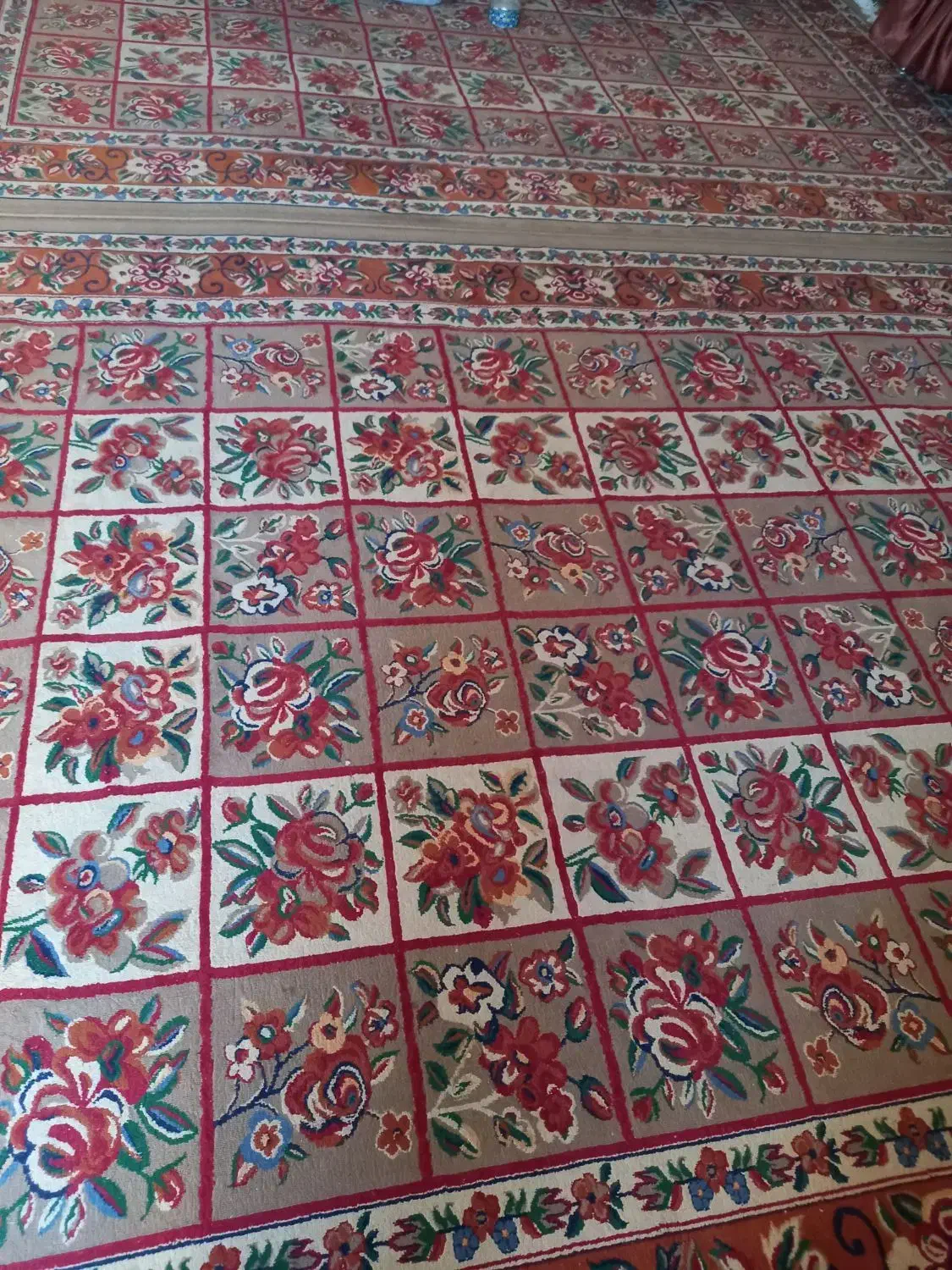 دو عدد فرش ۹ متری پاتریس طرح سنتی ب قیمت ۷ میلیون|فرش|خرم‌آباد, |دیوار