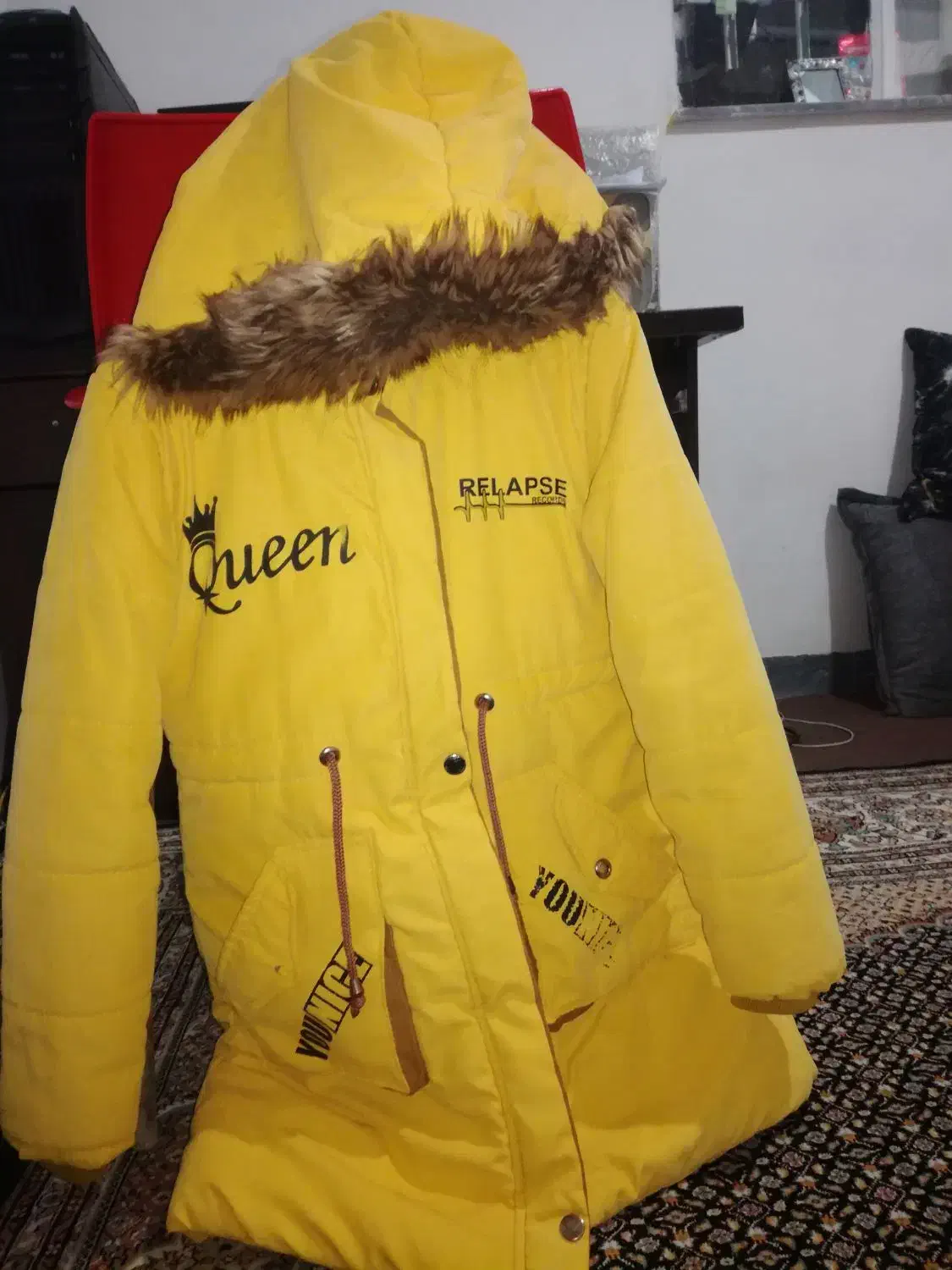 کاپشن دخترانه|لباس|کوهسار (البرز), |دیوار