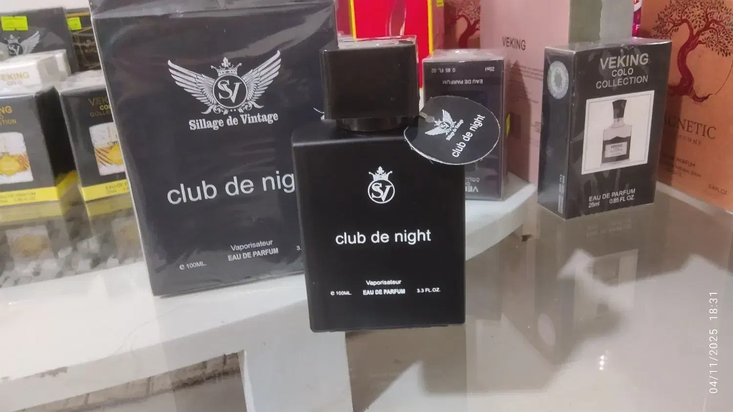 عطر و ادکلنهای اصلی|آرایشی، بهداشتی، درمانی|فولادشهر, B5|دیوار