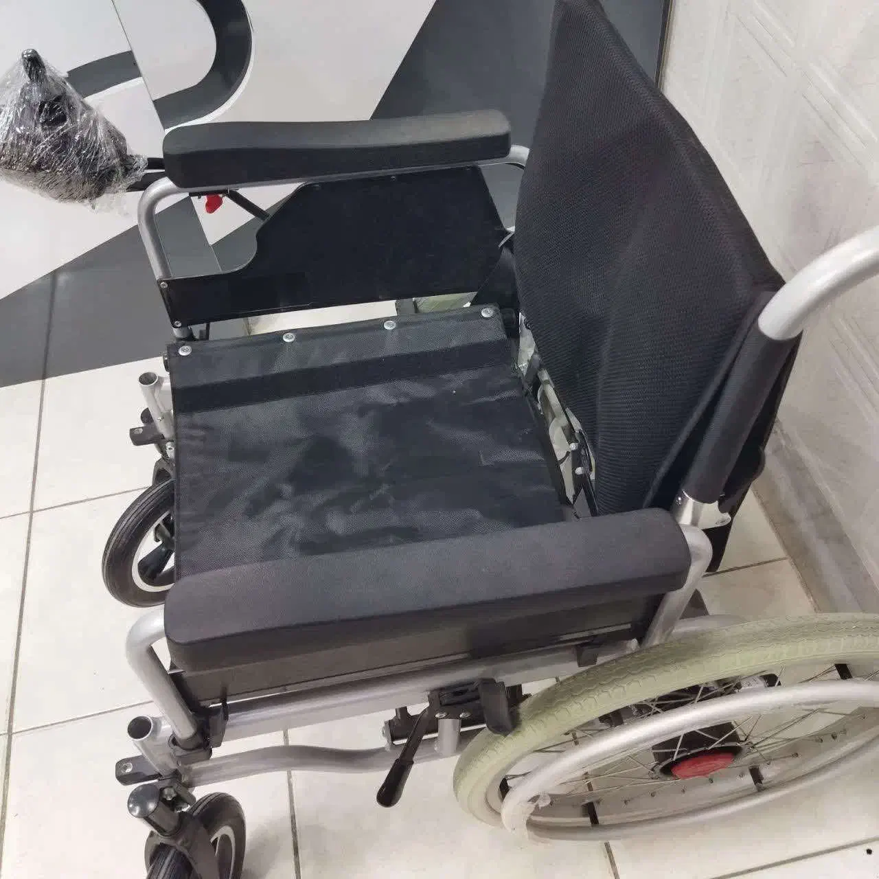 ویلچربرقی تند رو|آرایشی، بهداشتی، درمانی|خمینیشهر, |دیوار