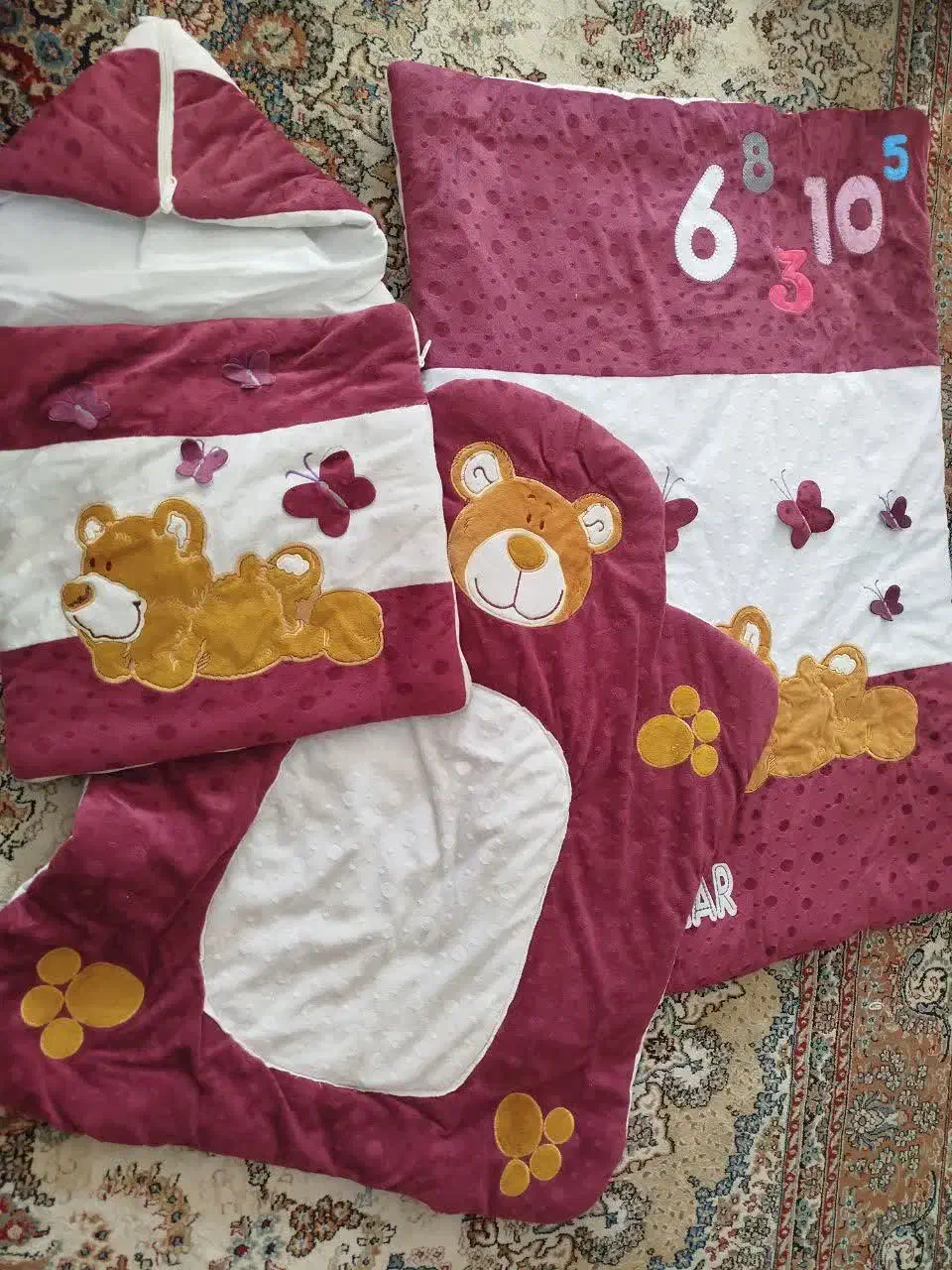 سرویس خواب مخمل کودک خیلی تمیز دارای الیاف|تخت و سرویس خواب|سبزوار, مدرس|دیوار