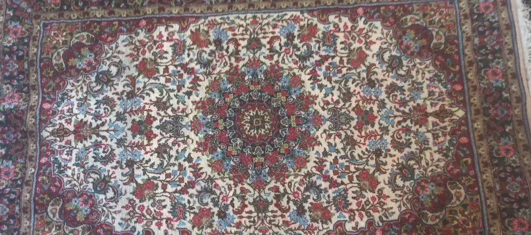 فرش دستبافت دوزری|فرش|گل تپه, |دیوار