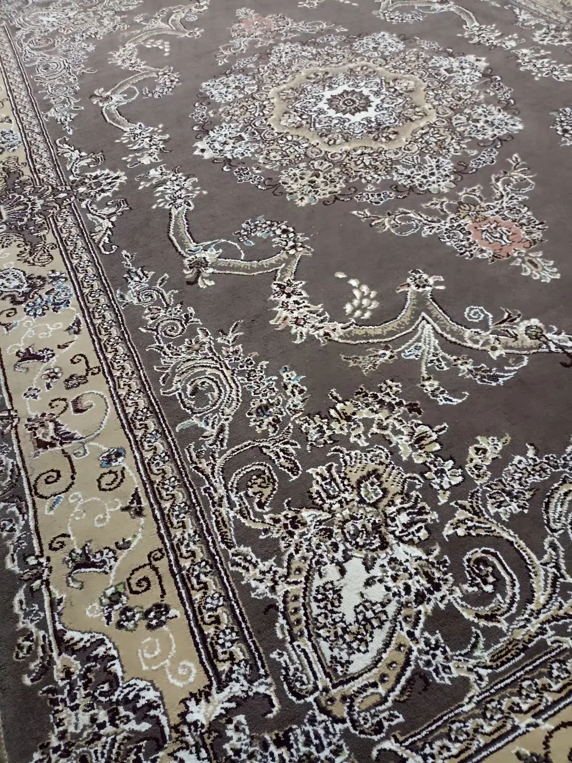 جفت شیش متری ماشینی زیبا درحدنو|فرش|خوی, |دیوار