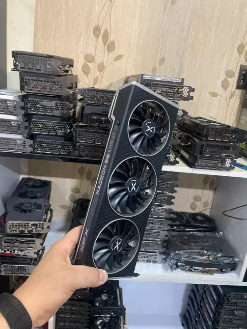 کارت گرافیک 6700xt Qick 12GB|قطعات و لوازم جانبی رایانه|شیراز, ملاصدرا|دیوار