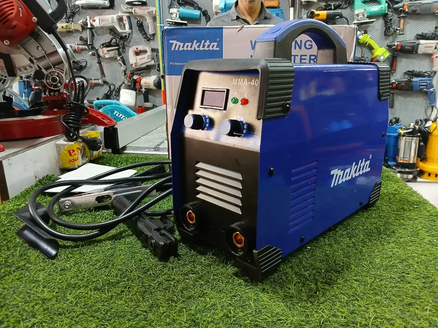 دستگاه جوش ماکیتا ۶ خازن فول صنعتی ۴۰۰ امپر|ابزارآلات|فردیس, فردیس|دیوار