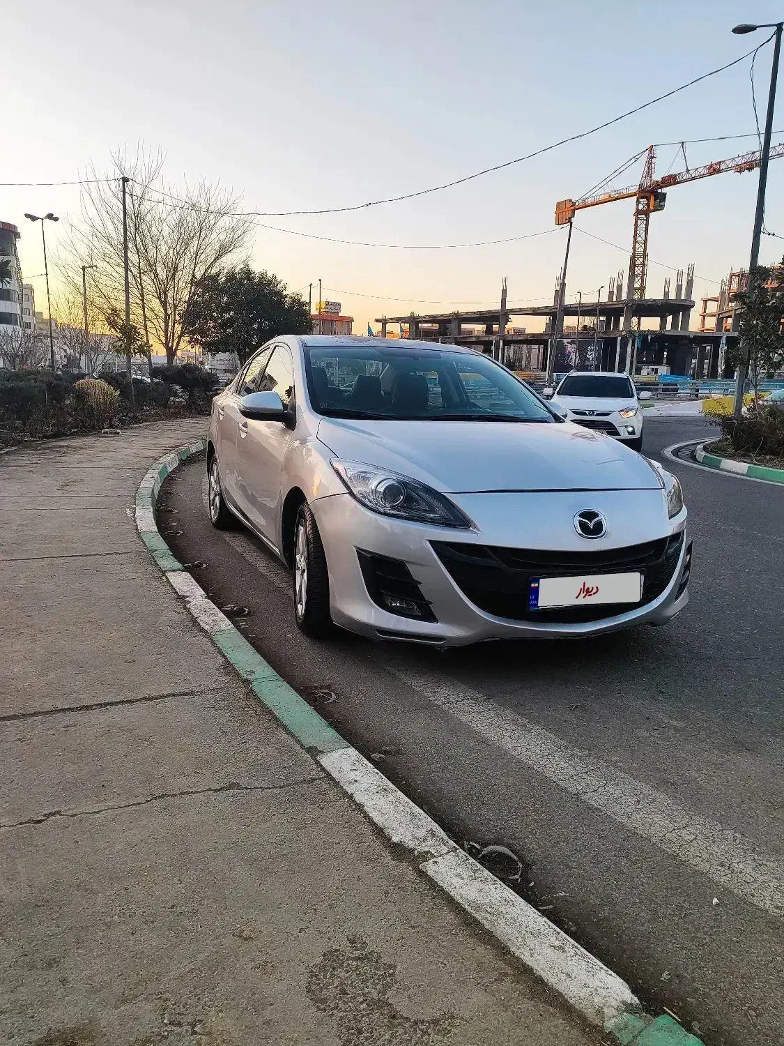 مزدا 3 نیو مدل 90|خودرو سواری و وانت|کرج, چهارصد دستگاه|دیوار