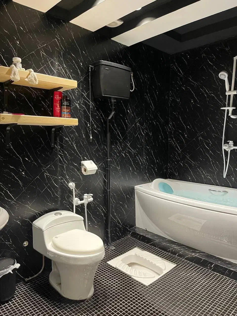 سینمای خانگی و ویو شهر ، جکوزی ، تمیزی با گارانتی|اجارهٔ کوتاه‌مدت آپارتمان و سوئیت|مشهد, سجاد شهر|دیوار