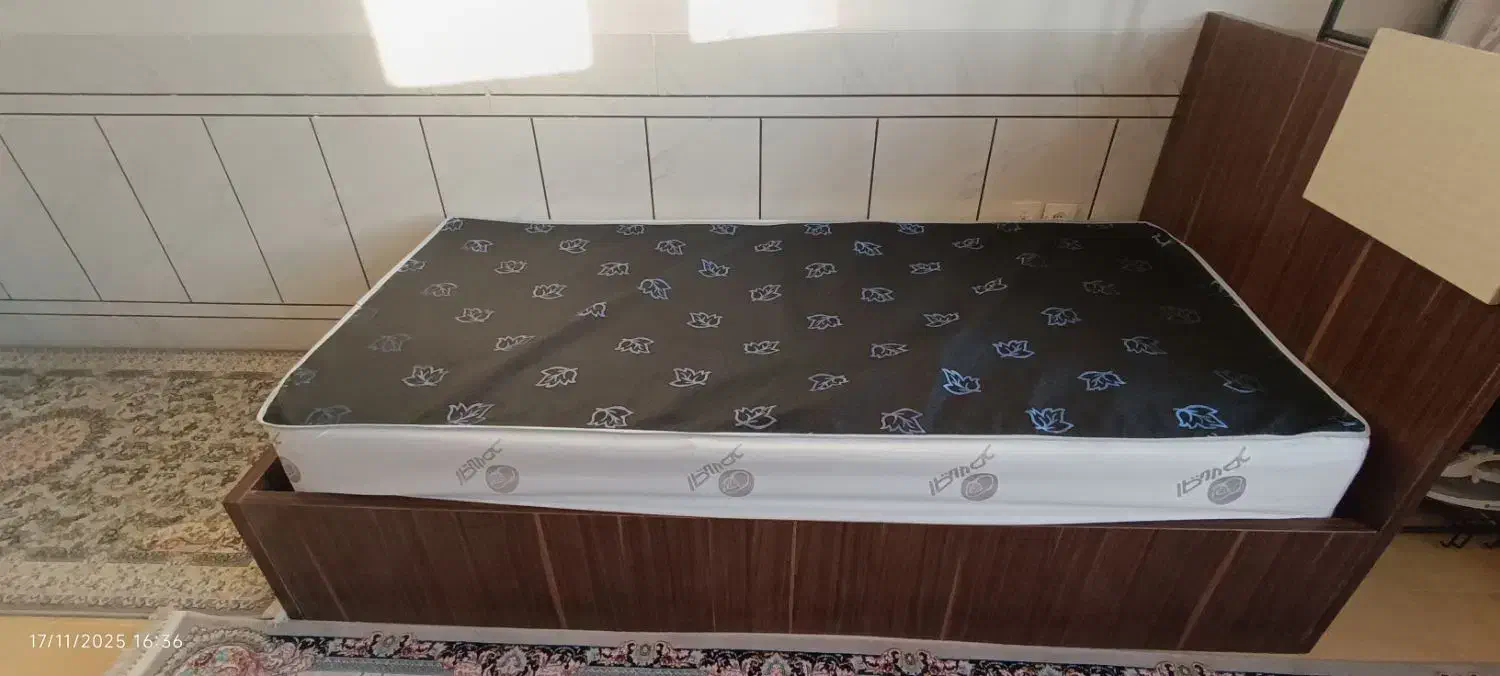 تختخواب یک نفره بزرگسال با تشک|تخت و سرویس خواب|تیران, |دیوار