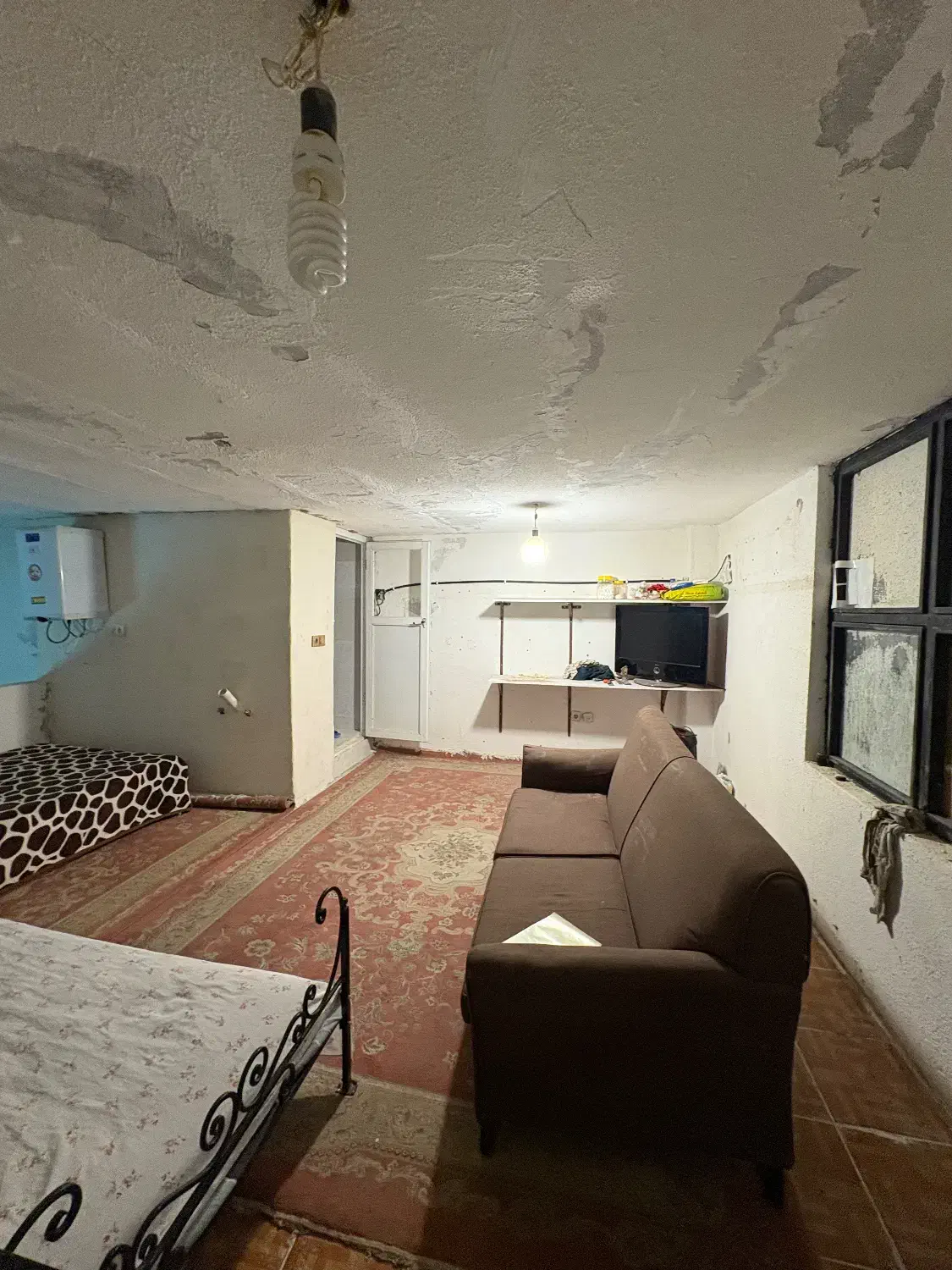 رهن واحد  موقعیت طلایی در قلب قشم|اجارهٔ آپارتمان|قشم, |دیوار