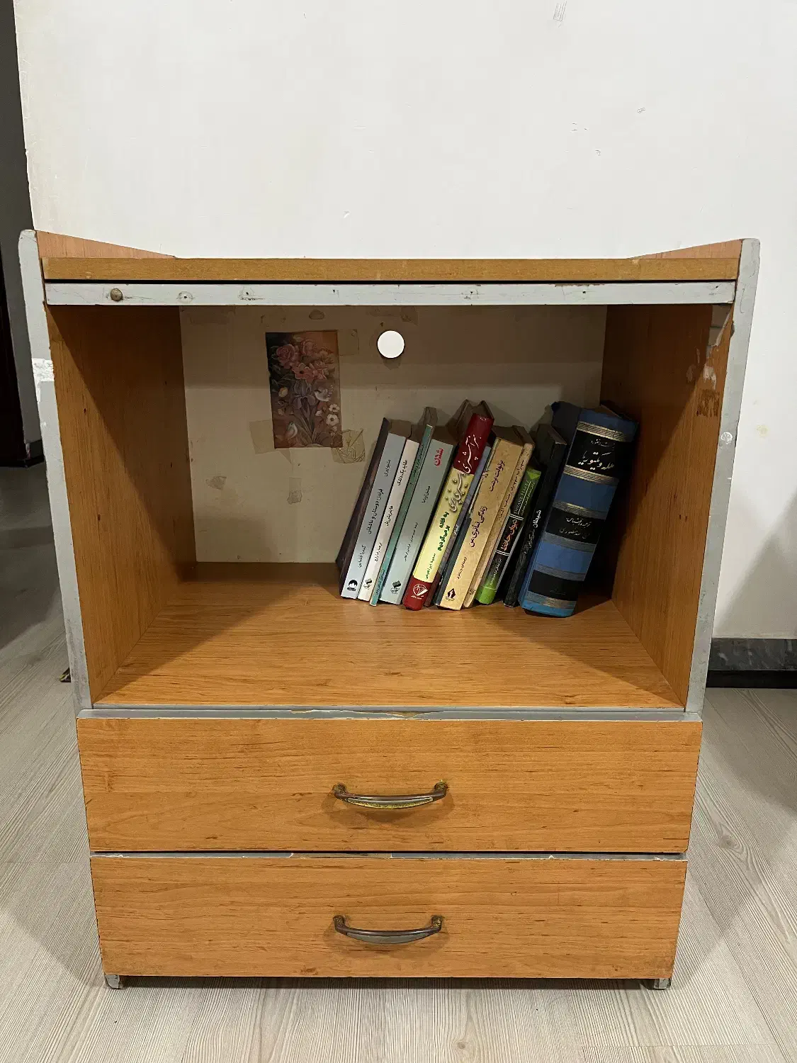 کتابخونه و میز تحریر|میز تحریر و کامپیوتر|ساری, |دیوار