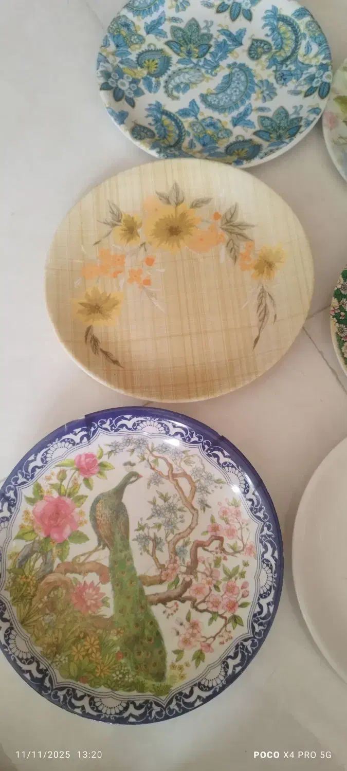 بشقاب دیواری ملامین قدیمی نوستالژی ،دیوارکوب عتیقه|ظروف سرو و پذیرایی|مشهد, ایثارگران|دیوار