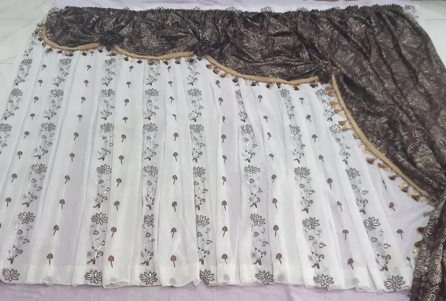 حریر وپرده عرض 280 طول 2متر|پرده، رانر، رومیزی|شهرکرد, |دیوار