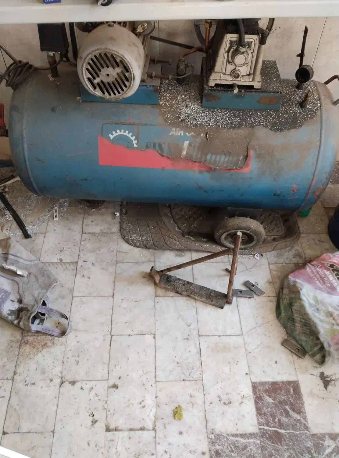 فروش تمام وسایل الومنیوم کاری|ماشینآلات صنعتی|بناب, |دیوار