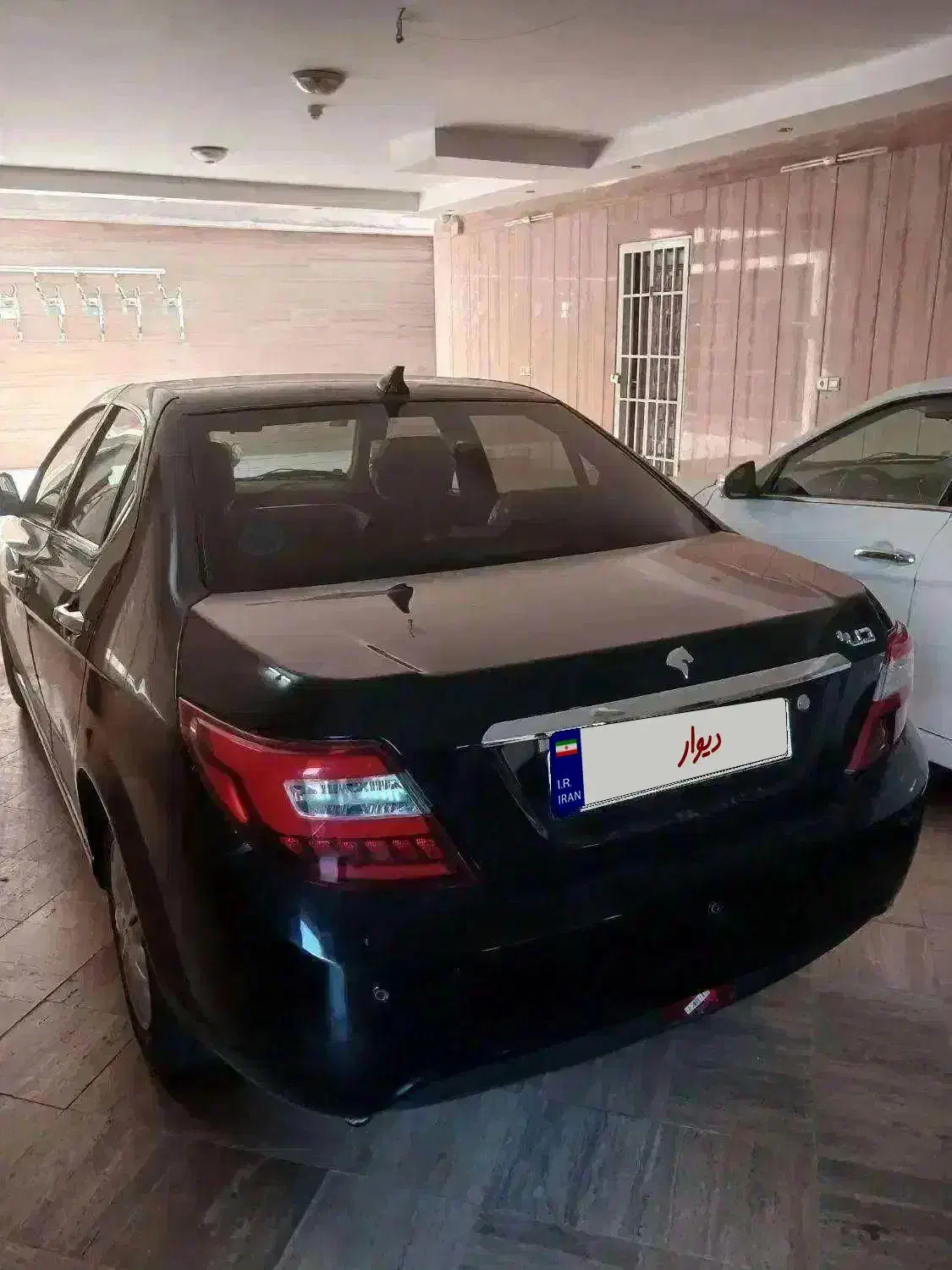 دنا پلاس ۴۰۲ مشکی|خودرو سواری و وانت|قم, باجک دو|دیوار