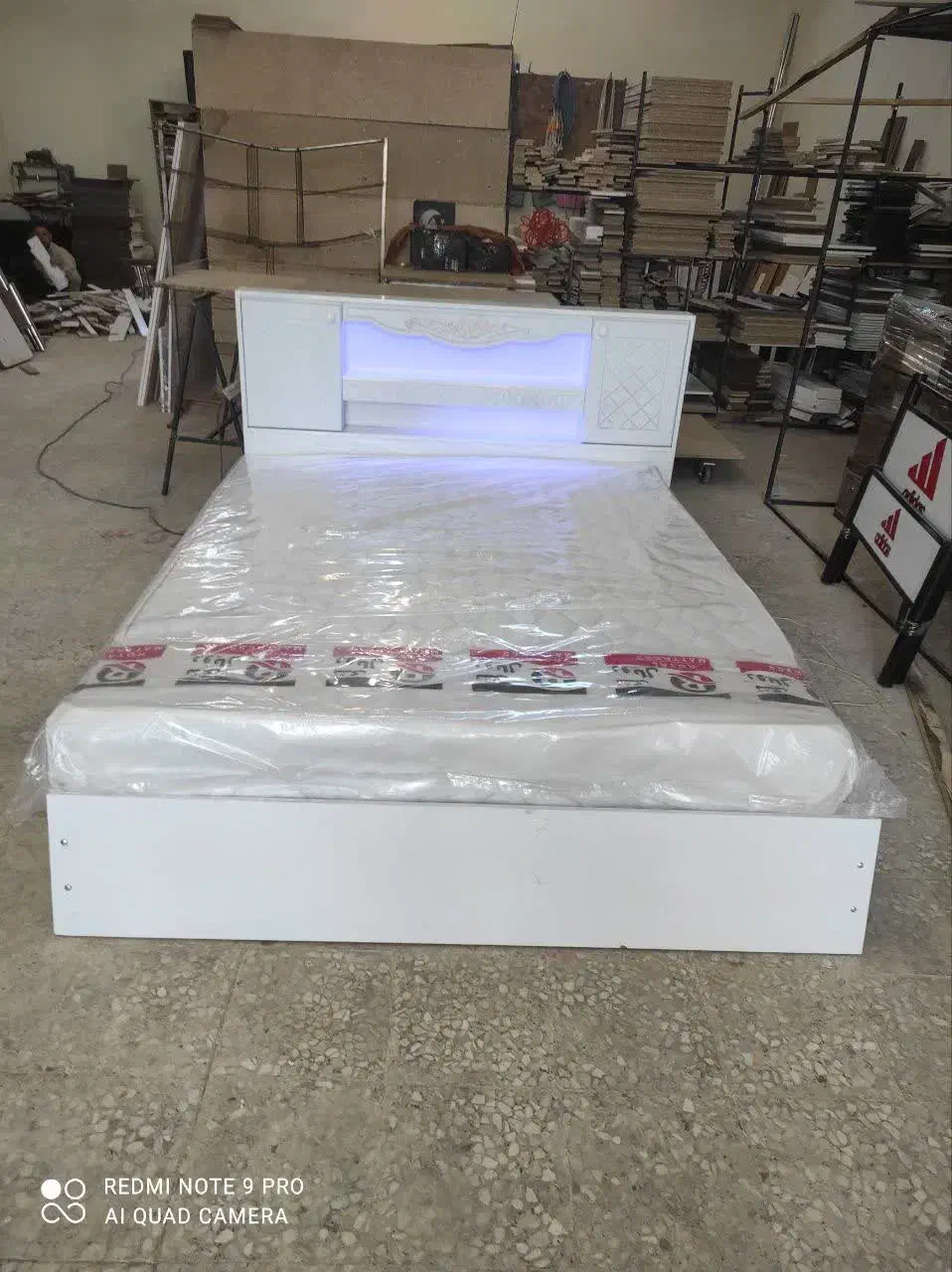 دونفره x25|تخت و سرویس خواب|اصفهان, بوستان ناژوان|دیوار