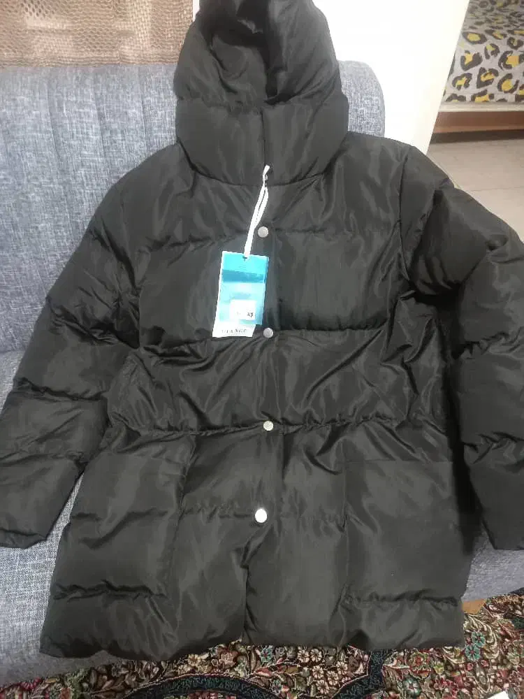 کاپشن نو ترک یونیسکس مردانه و زنانه قیمت توافقی|لباس|تهران, درختی|دیوار