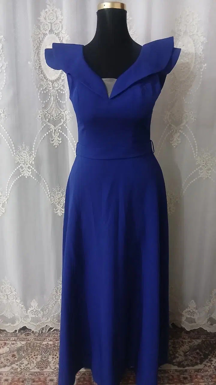 لباس مجلسی|لباس|قمرود, |دیوار