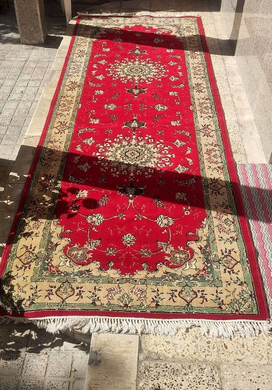 قالی 3 متر در 1متر و ۱۰سانت نو نو کار نکرده اصلا|فرش|شهرکرد, |دیوار