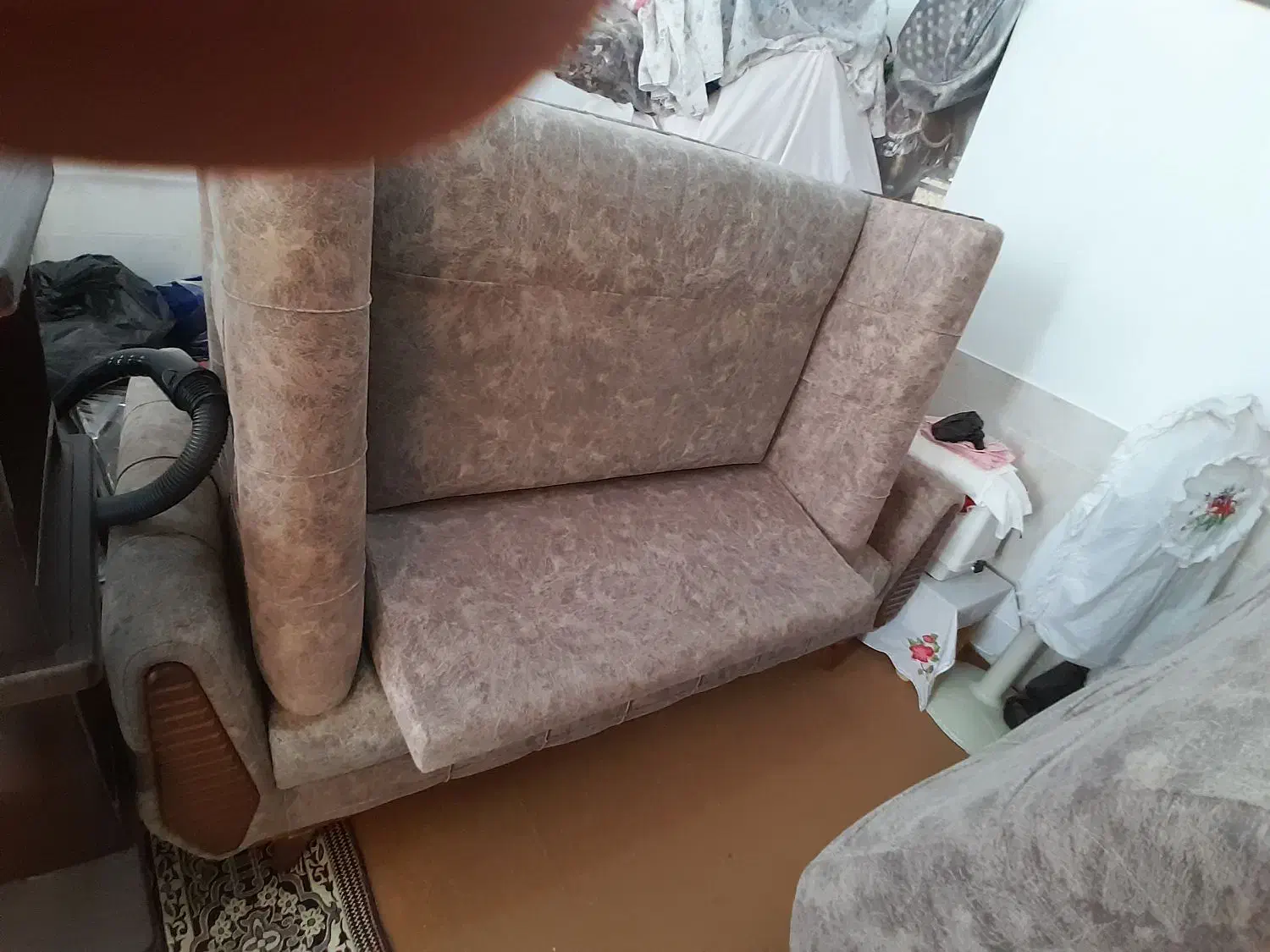 فروش مبل راحتی و نوع|مبلمان خانگی و میز عسلی|بروجن, |دیوار