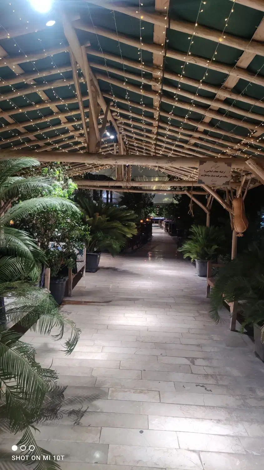 سرای سنتی دیاکو|استخدام خدمات فروشگاه و رستوران|کاشان, فین کوچک|دیوار