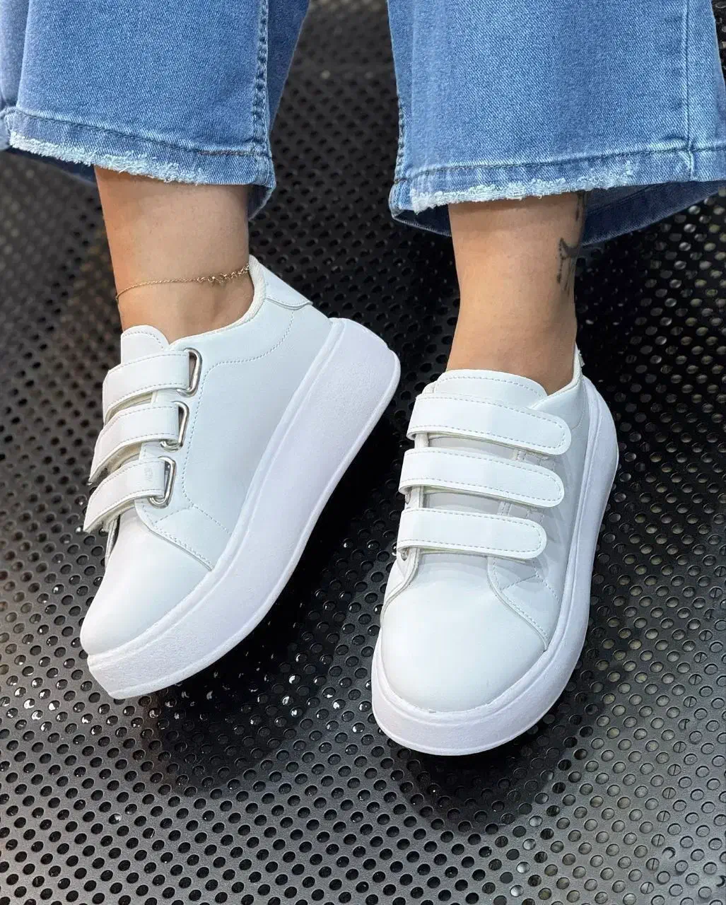 کفش پاشنه بلند و صندل و نیم بوت و اسپرت زنانه|کیف، کفش، کمربند|برازجان, |دیوار