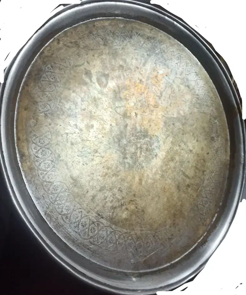 سینی ۹۰ساله|کلکسیون اشیاء عتیقه|رشت, نامجو|دیوار