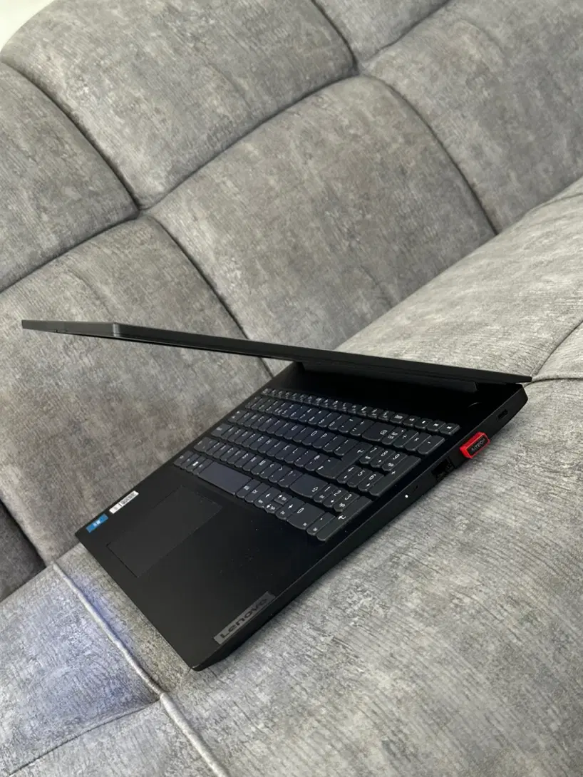 لپ تاپ لنوو 15.6 اینچی V15 N4500 4GB 256GB|رایانه همراه|تهران, حصار بوعلی|دیوار