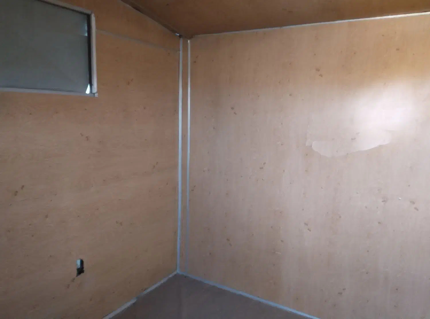 کانکس 10متری تمیز و مرتب|مصالح و تجهیزات ساختمان|سبزوار, رباط|دیوار