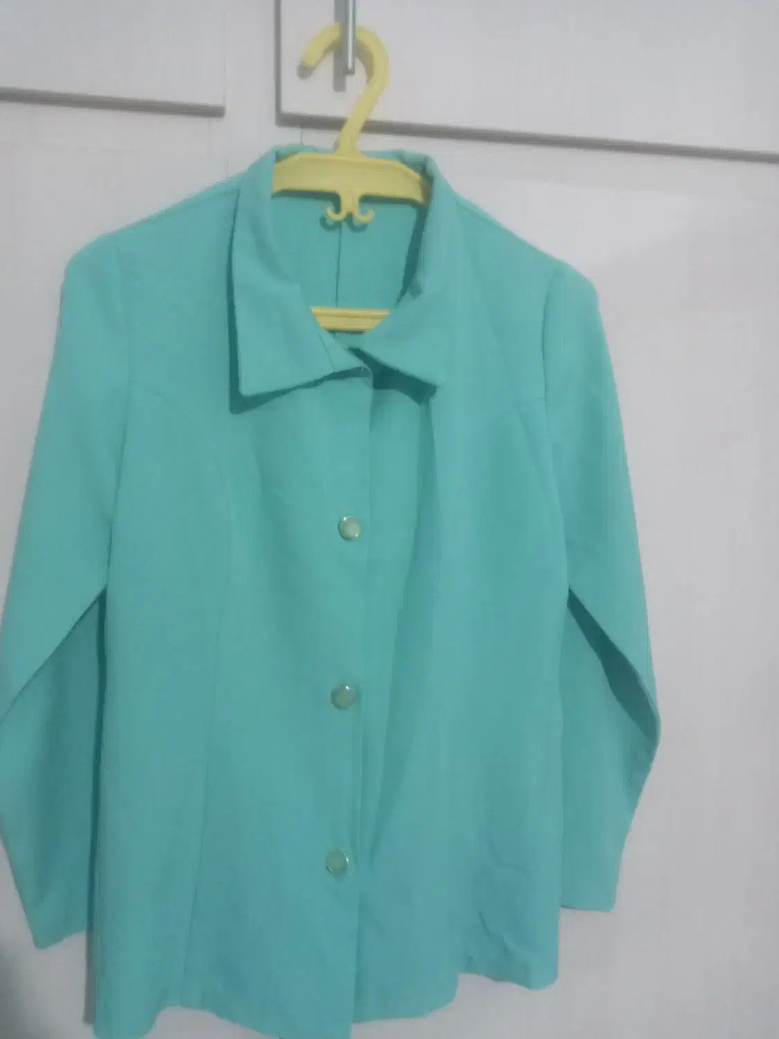 لباس زنانه|لباس|گلبهار, شهر جدید گلبهار|دیوار