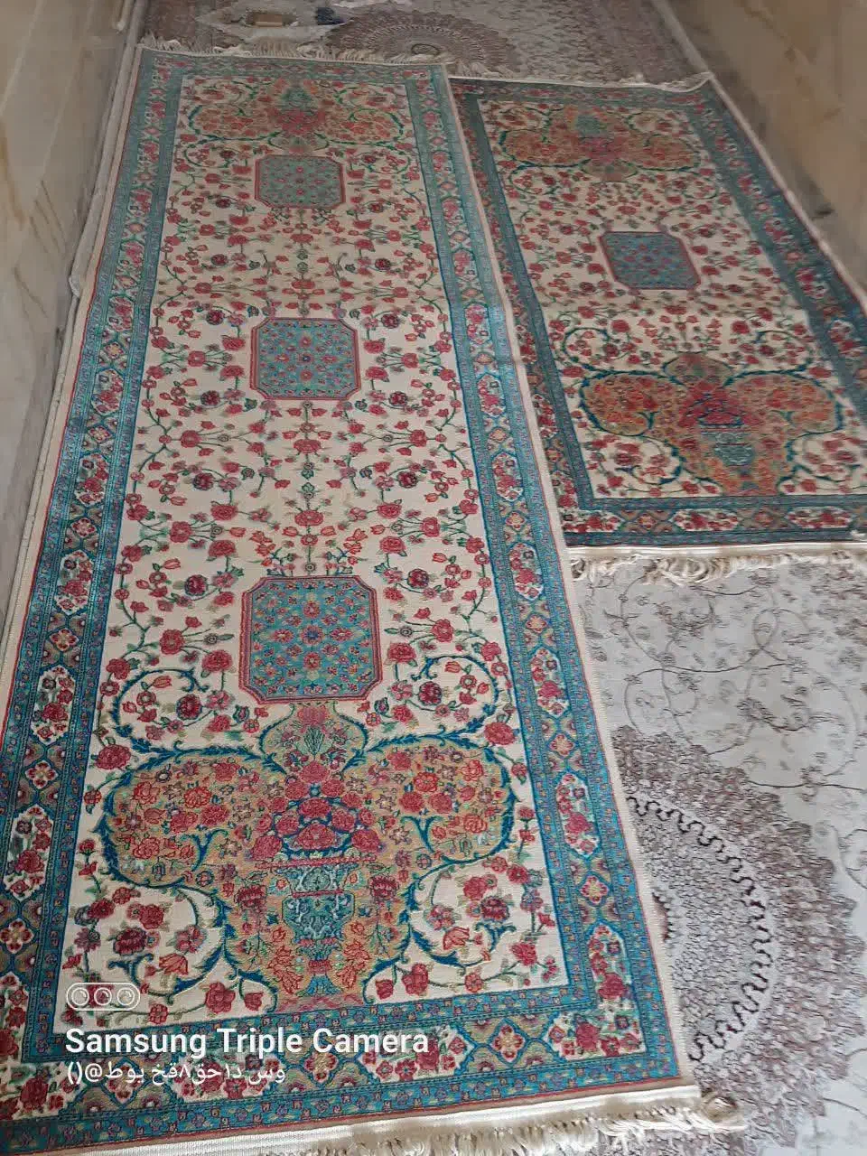 کناره و فرش اتاق کودک تمیز و سالم|فرش|ورامین, شهرک فجر|دیوار