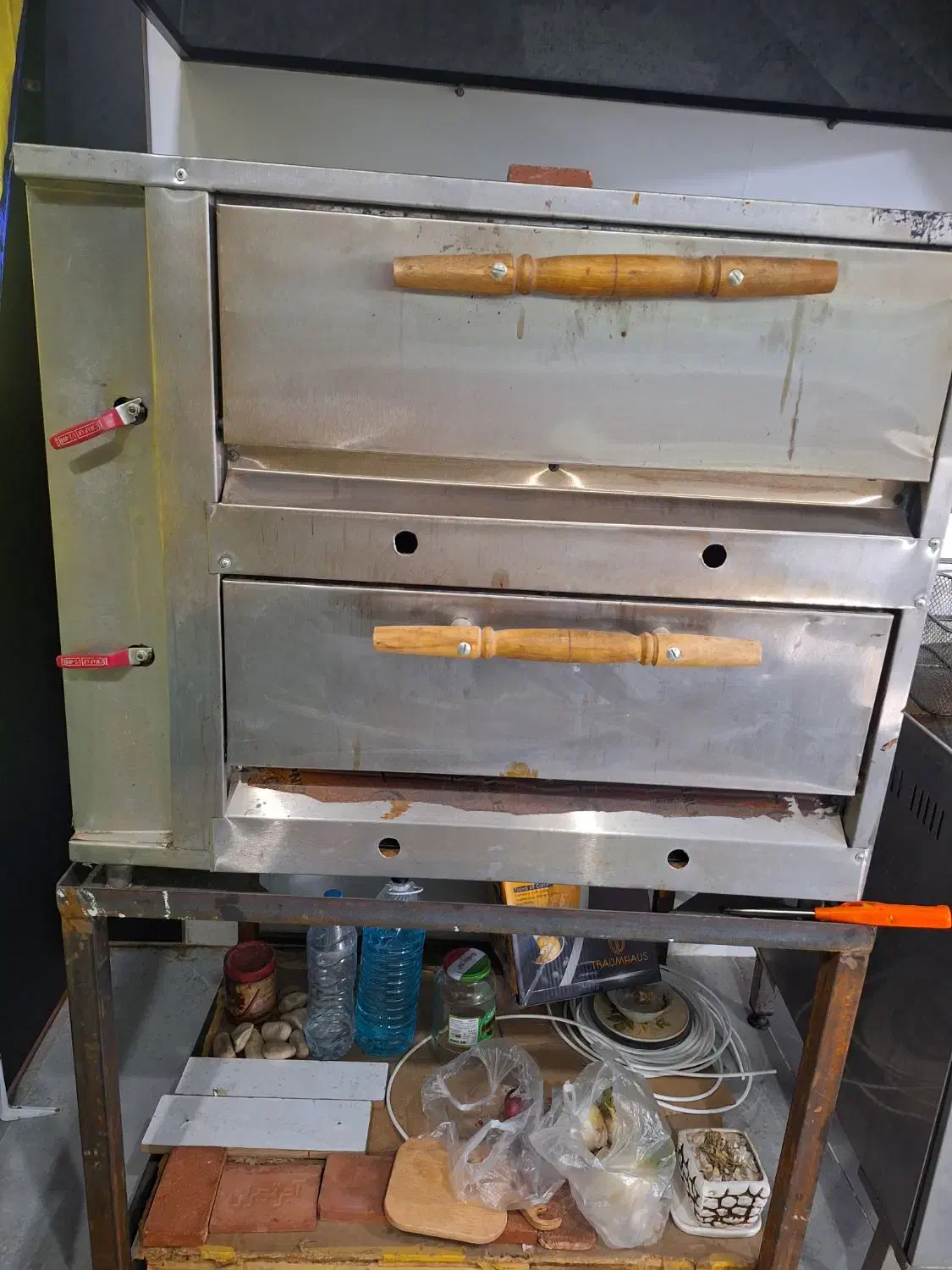 فر صندوقی ۲ طبقه با پایه|اجاق گاز و لوازم برقی پخت‌وپز|یزد, |دیوار