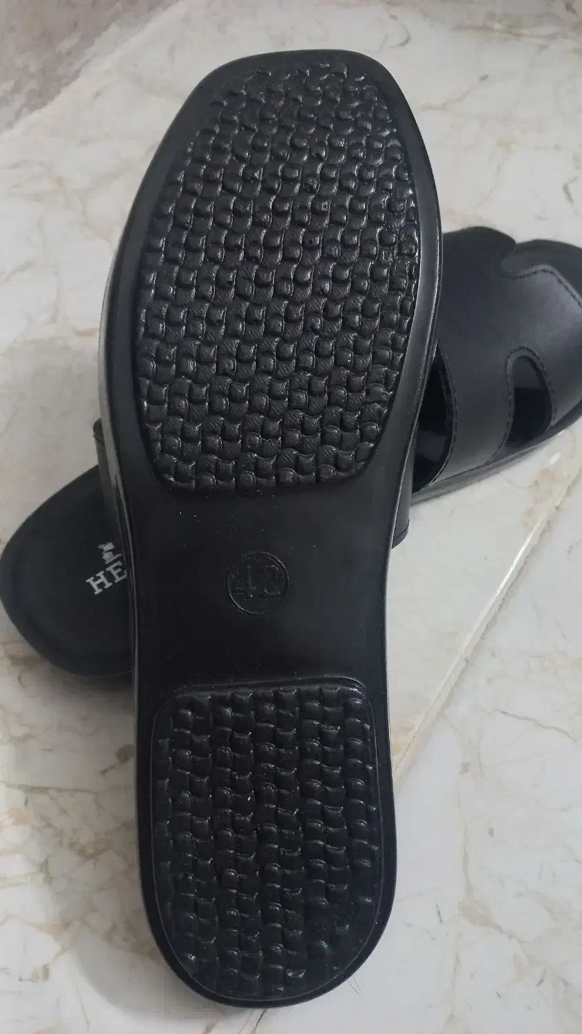 دمپایی زنانه|کیف، کفش، کمربند|تهران, آبشار تهران (دریاچه)|دیوار