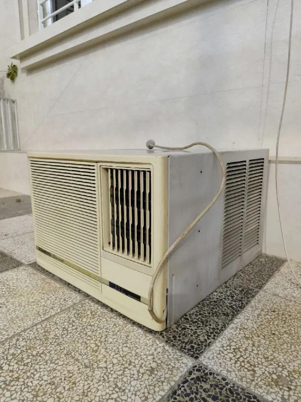 کولر گازی جنرال کنترل دار ۱۸۰۰۰|کولر گازی و فن‌کوئل|گنبد کاووس, |دیوار