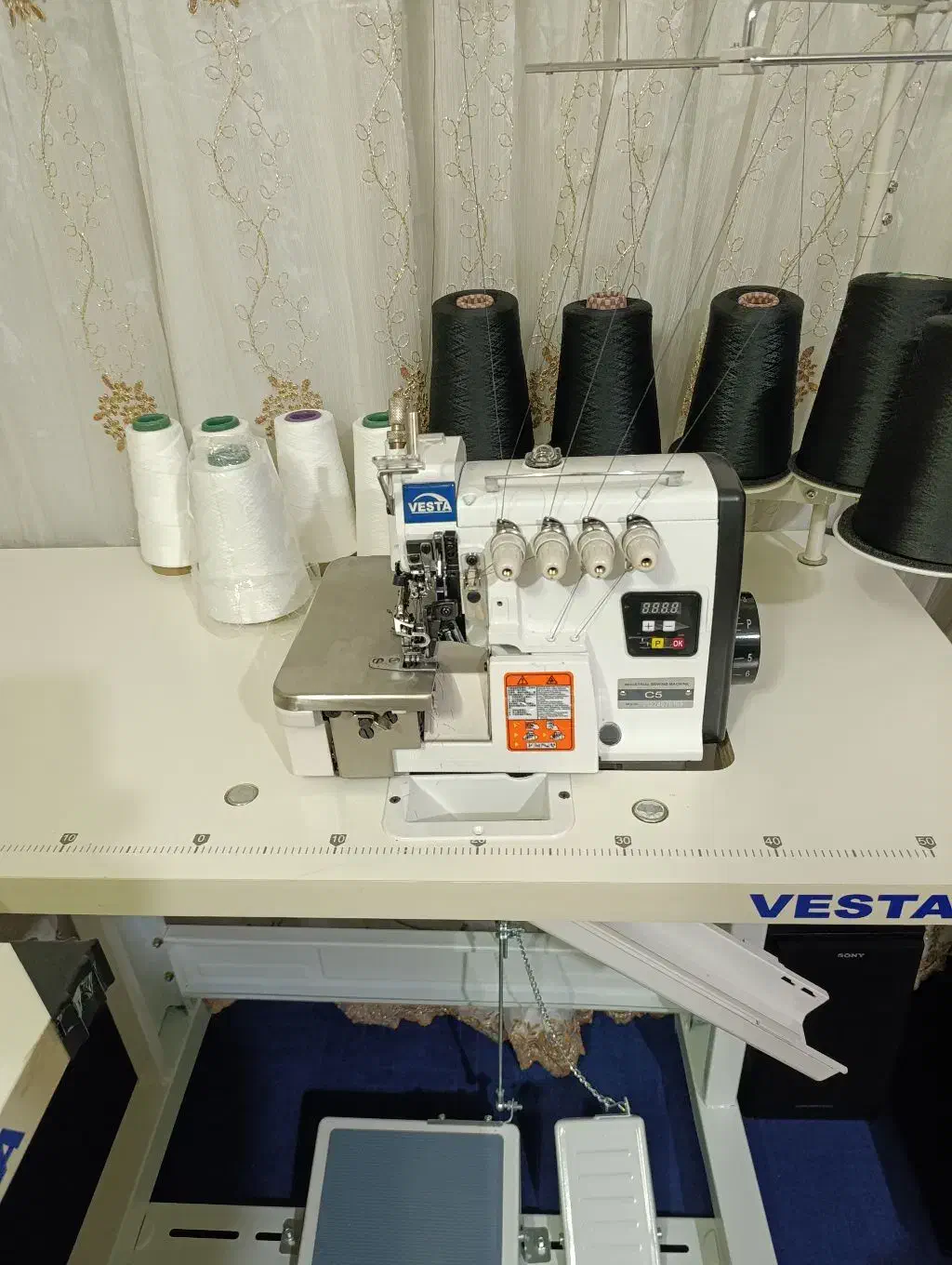 دوعد چرخ صنعتی راسته دوز وپنج نخ|چرخ خیاطی و ریسندگی|مشهد, جلالیه|دیوار