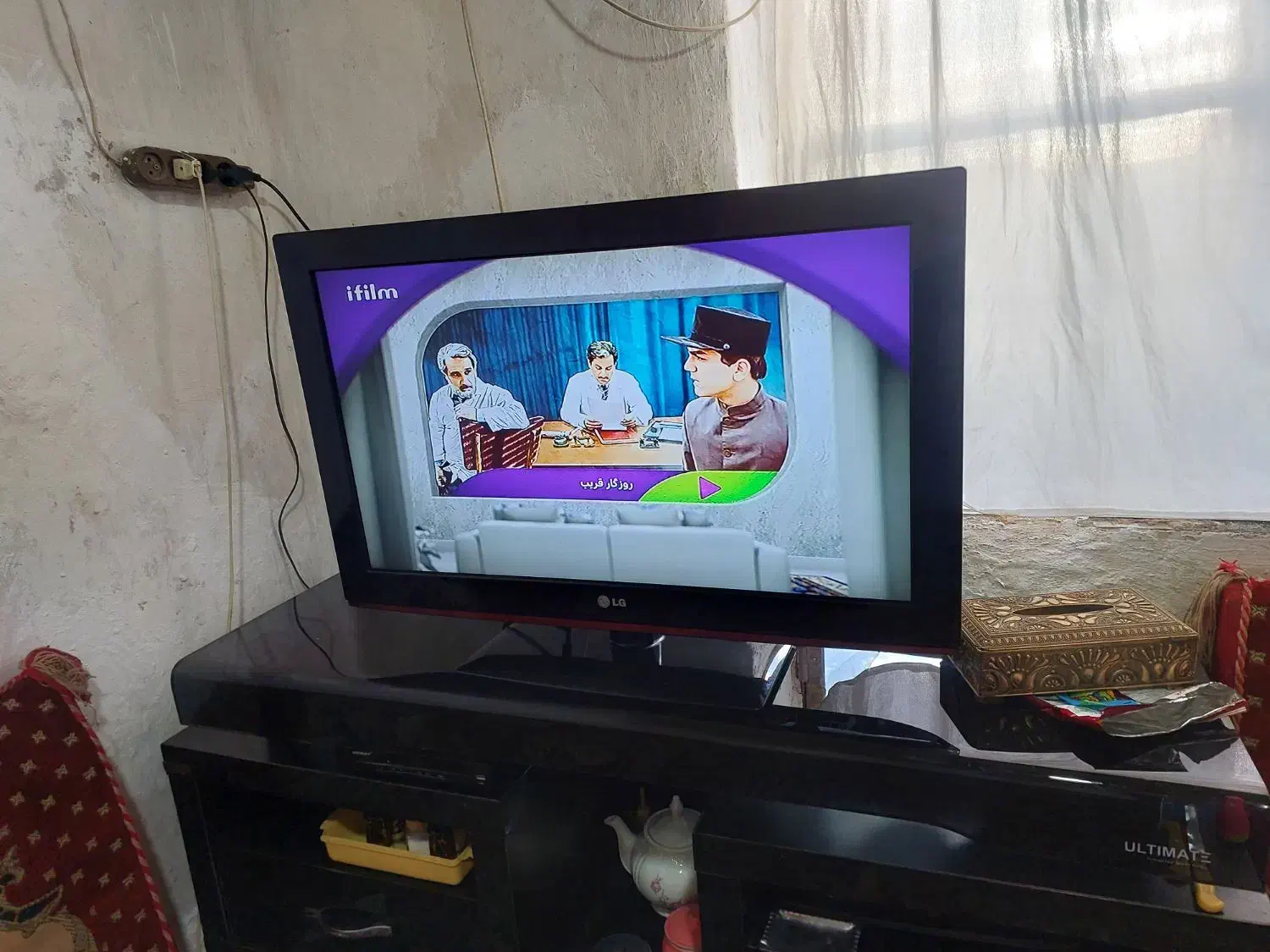 تلوزیون 32 اینج الجی|تلویزیون و پروژکتور|دهگلان, |دیوار