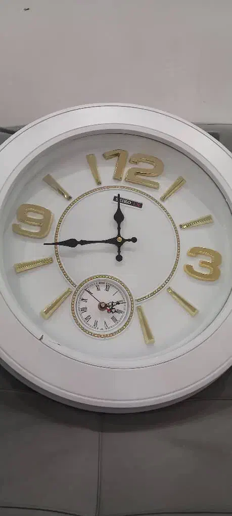 ساعت دیواری|ساعت دیواری و تزئینی|رشت, رشتیان|دیوار